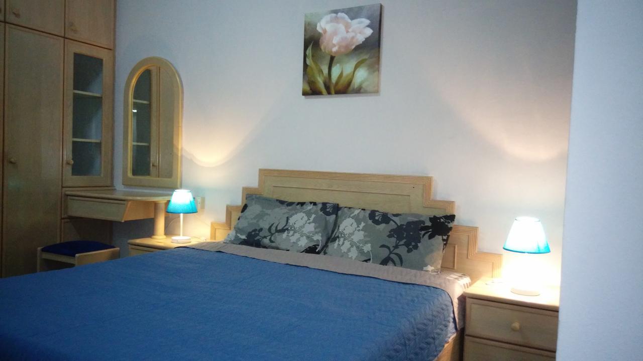 Pinang Beach Apartment @ Bayu Emas Batu Ferringhi Eksteriør bilde